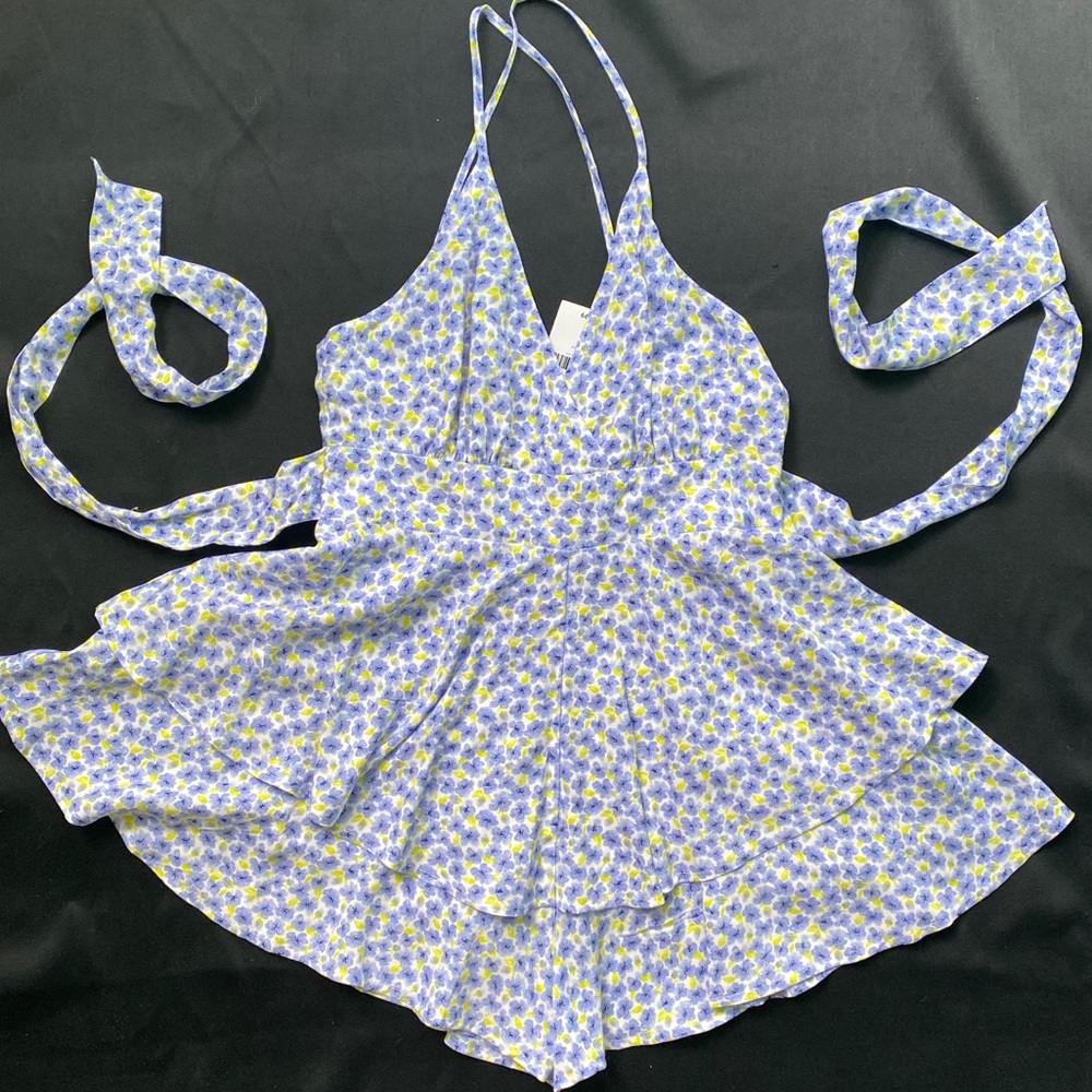 Blue Green floral Romper forever 21 v neck medium
